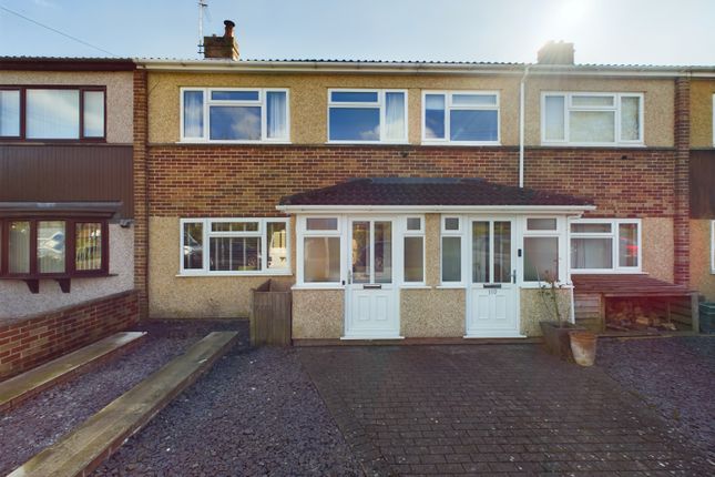 Terraced house for sale in Stanshawe Crescent, Yate, Bristol.