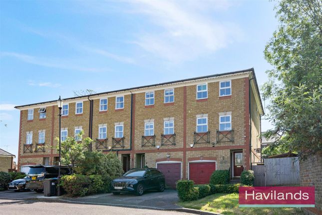 Thumbnail Town house for sale in Macleod Road, London