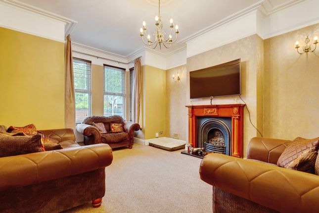 210, Ditchfield Road, Cheshire photo 3