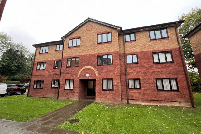 1-bed flat on Crawley, £1,200/mo