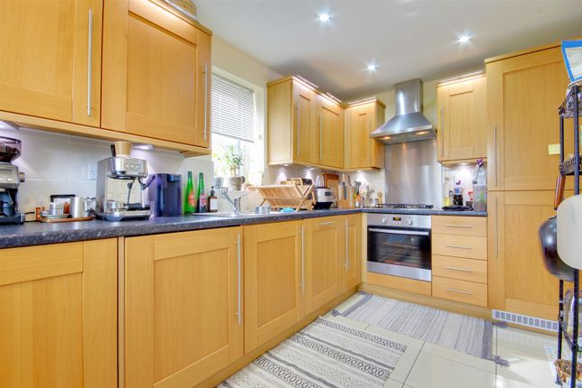 5, Garner Drive, St. Ives photo 3