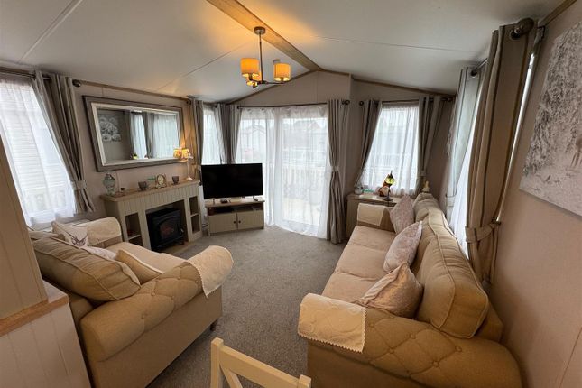 Holiday Home, Atlas Debonair, Coast Road, Rhyl photo 4