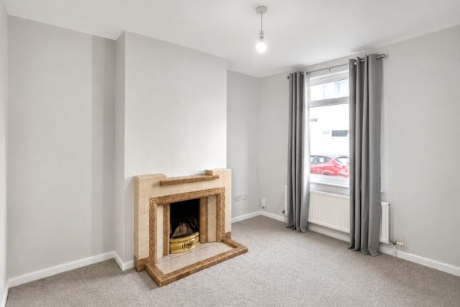 22 Dover Street, Swindon, Wiltshire photo 4