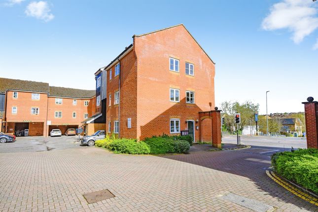 Flat 20, Harriet House, London Road, Hemel Hempstead photo 4