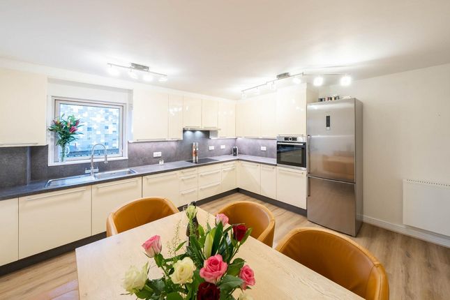 2-bed flat on 110, Royal Arch Apartments, Birmingham, £430,000