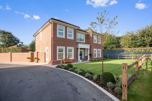 Detached house to rent in Grange Walk, Littlewick Green, Maidenhead