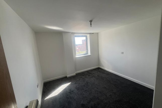 66, Nottingham photo 3