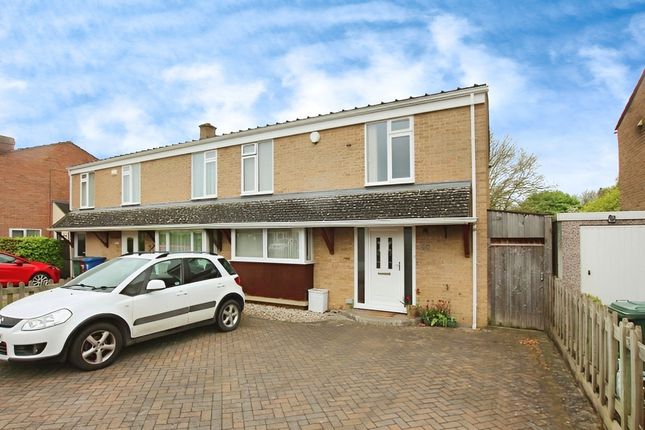 Thumbnail Semi-detached house for sale in Sterling Road, Kidlington