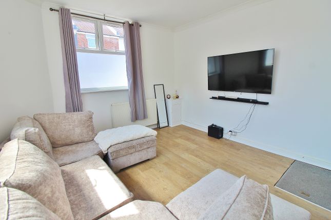 Flat 2 Lord Clive, 1-3, Brookfield Road, Portsmouth photo 2