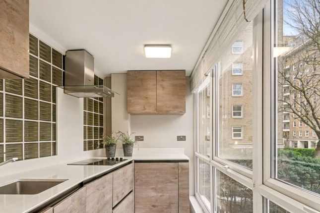 Flat 83, Boydell Court, St. John's Wood Park, London photo 3