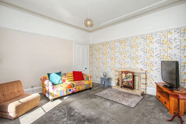 Shotts Road, Fauldhouse photo 4
