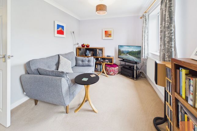 31, Pentowan Gardens, Hayle photo 2