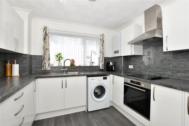 Flat for sale in Crescent Road, Shanklin, Isle Of Wight