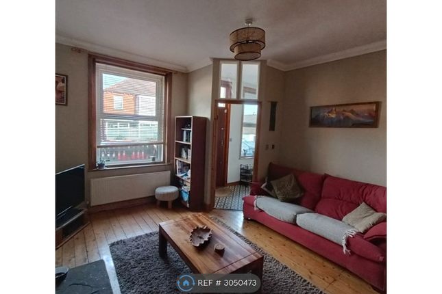Rosecliffe Mount, Bramley, Leeds photo 2
