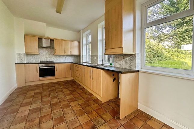 1, Crabtree Avenue, Rossendale photo 4