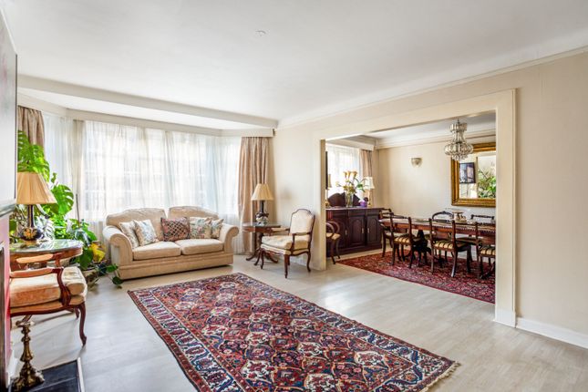 Thumbnail Flat for sale in Exeter House, Putney Heath, Putney, London