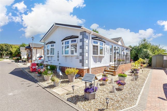 2-bed caravan on Faversham Road, Whitstable, £200,000