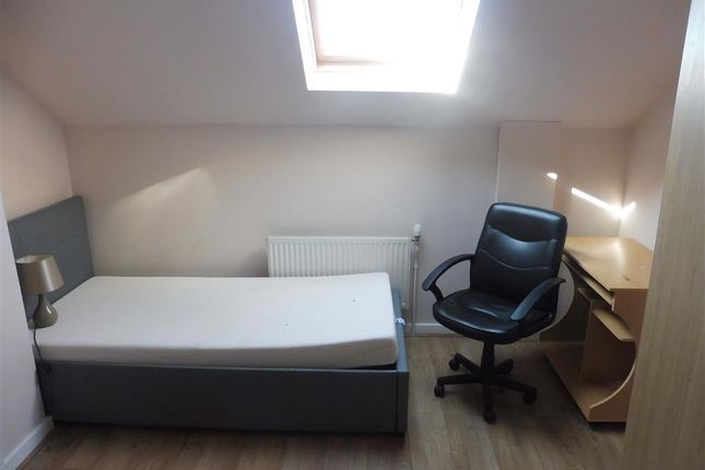 Thumbnail Property to rent in Clare Street, Cardiff