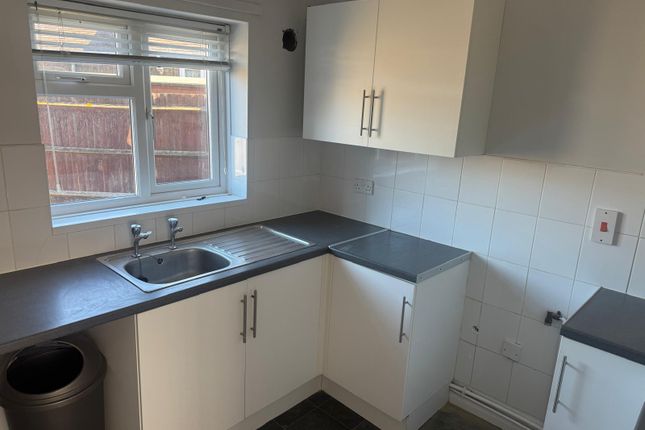 7, Medway Road, Sheerness photo 2