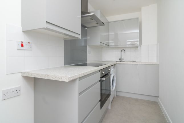 12  Flat 4, Tankerton Road, Whitstable photo 3