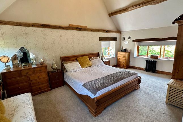Barn conversion for sale in Dinedor, Hereford