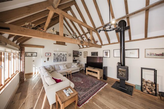 THE OLD STABLES, Cuckoo Lane, Tonbridge photo 4