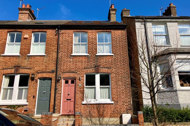 End terrace house to rent in Kings Road, St.Albans