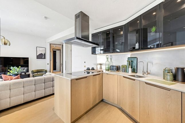 Apartment 2908,,, River Park Tower, London photo 4