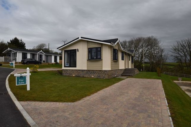 Thumbnail Mobile/park home for sale in Trebarber, Newquay