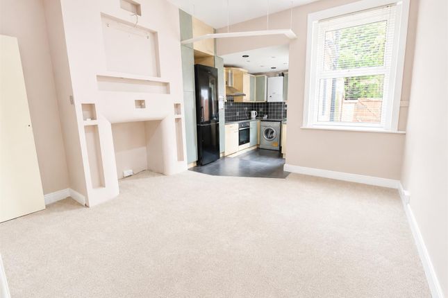 10, Belgrave Road, Sale photo 3