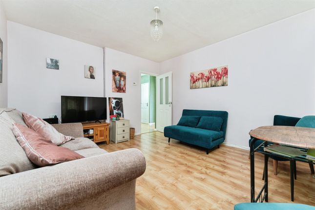 33, Hollidays Road, HUNTINGDON photo 5