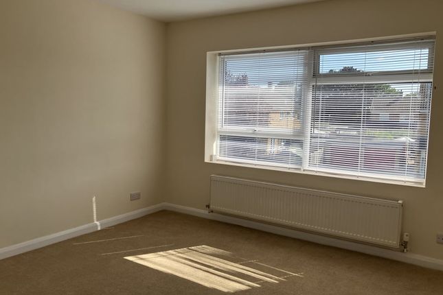 7 Conway Drive, Shrewsbury photo 4