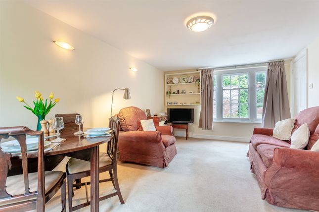 13, St. James Mews, Monmouth photo 4