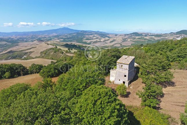 Thumbnail Villa for sale in San Casciano Dei Bagni, Siena, Tuscany