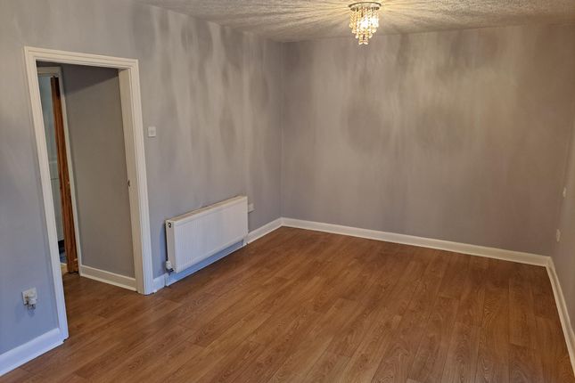 79, Heathland Avenue, Birmingham photo 3