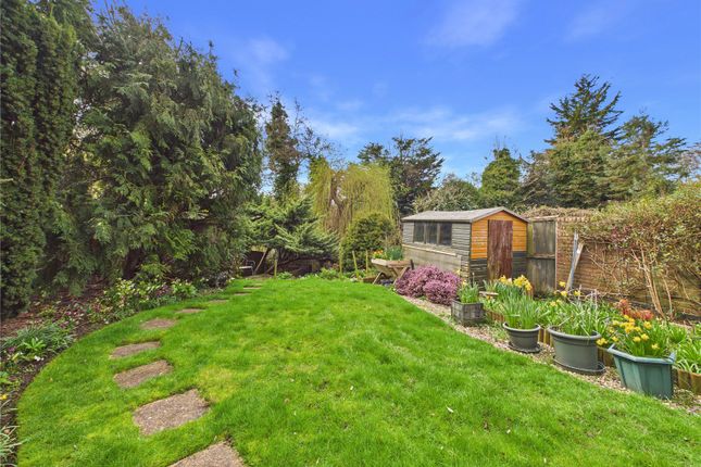 2, Earlsmead, Essex photo 4