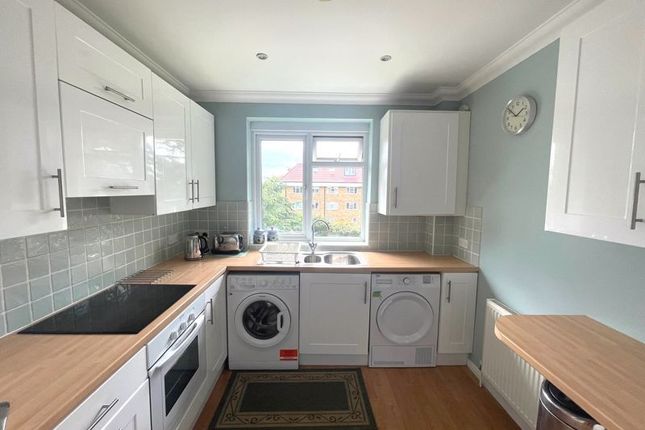 29, Parkside, Potters Bar photo 3