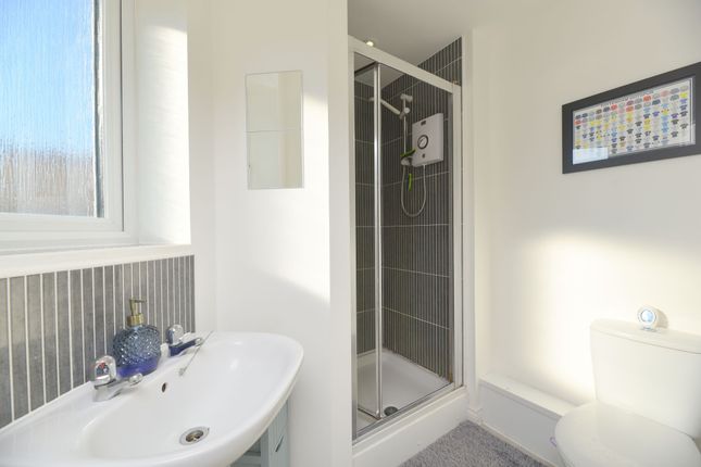 8 Hawking Drive, Biggleswade photo 4