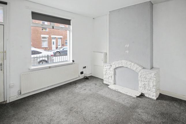 7 Second Avenue, Goole photo 2