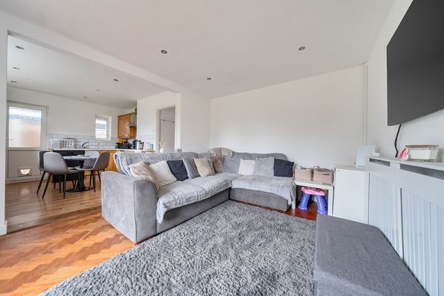 48 Lane End Road, Bognor Regis photo 5