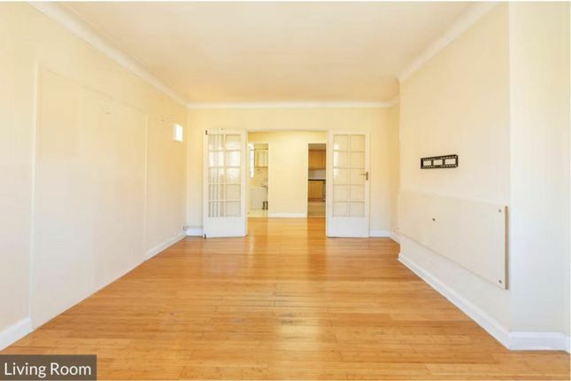 91, Beaufort Park, London photo 2