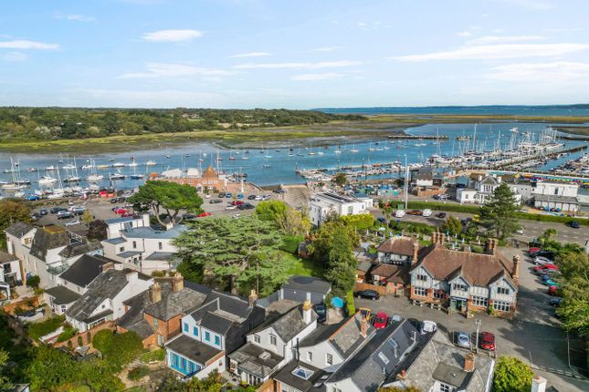 Riverside Cottage, 9, King's Saltern Road, Lymington photo 2