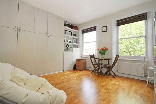 Flat 6, 43, Philbeach Gardens, London photo 3
