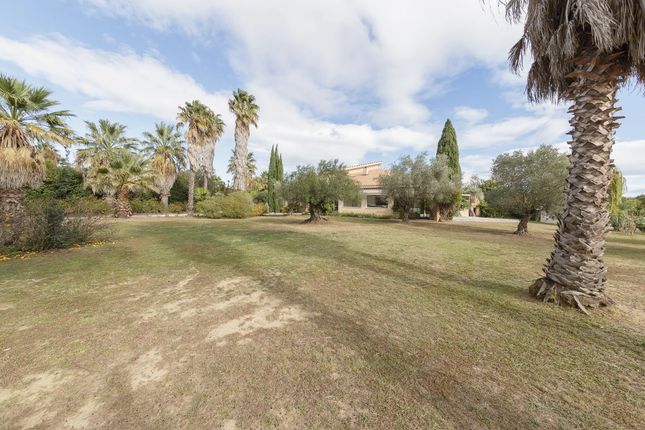 Villa for sale in Corneilla-Del-Vercol, Languedoc-Roussillon, 66200, France