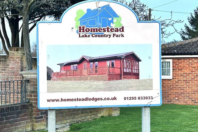 58 Homestead, Thorpe Road, Clacton-On-Sea photo 3