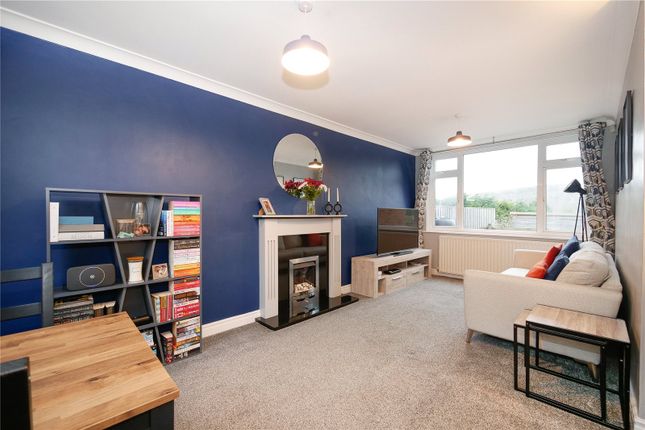 2, Woodview Avenue, Shipley photo 2