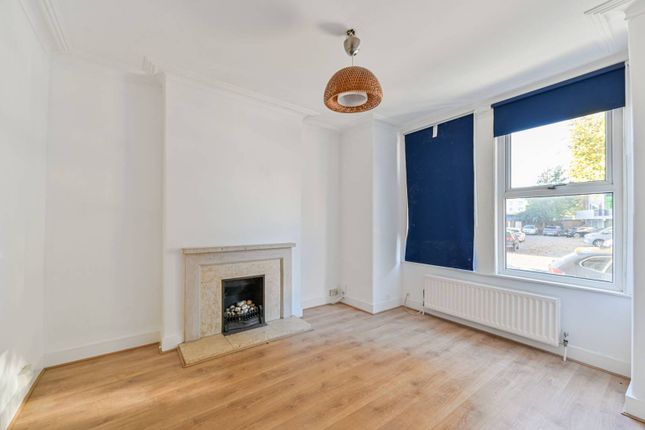 24a Byegrove Road photo 4