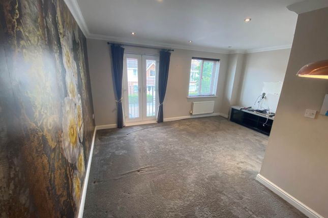 39, Coleridge Way, Borehamwood photo 5
