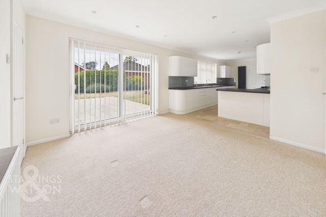 7 Carrs Hill Close, Norwich photo 4