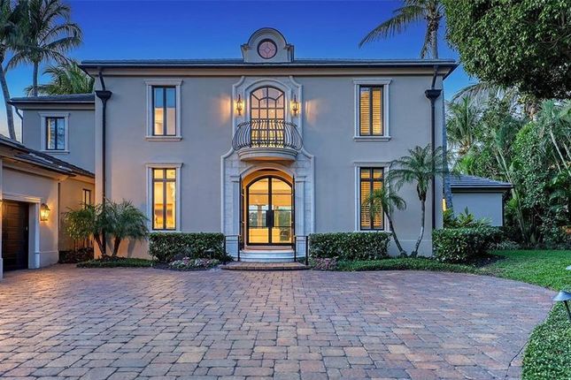 Property for sale in 65 Lighthouse Point Dr, Longboat Key, Florida, 34228, United States Of America